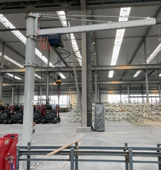 Консольный поворотный кран  в Санкт-Петербурге